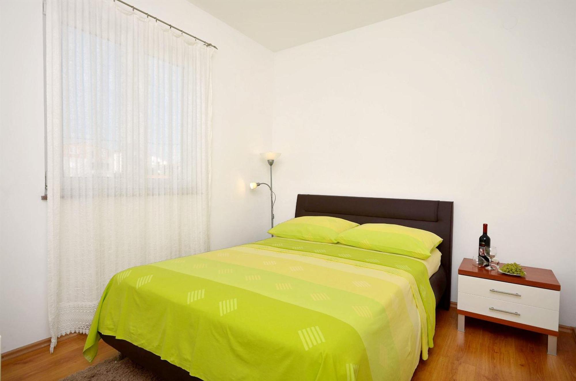 Apartment Srima Exterior photo